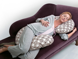 Как использовать подушки для беременных во время беременности